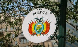 Bolivia's Informal and Micro-Enterprise Sector Expands Amid Shifting Economic Conditions